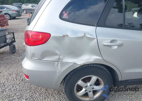 2008 Hyundai Santa Fe Gls z USA, uszkodzony, nr VIN 5NMSG13D68H194814